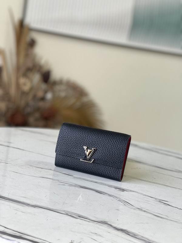 LV Wallets 209